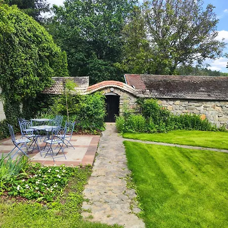 Konukevi Statek Naporad Predslawitz