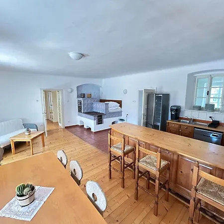 Statek Naporad Konukevi Predslawitz